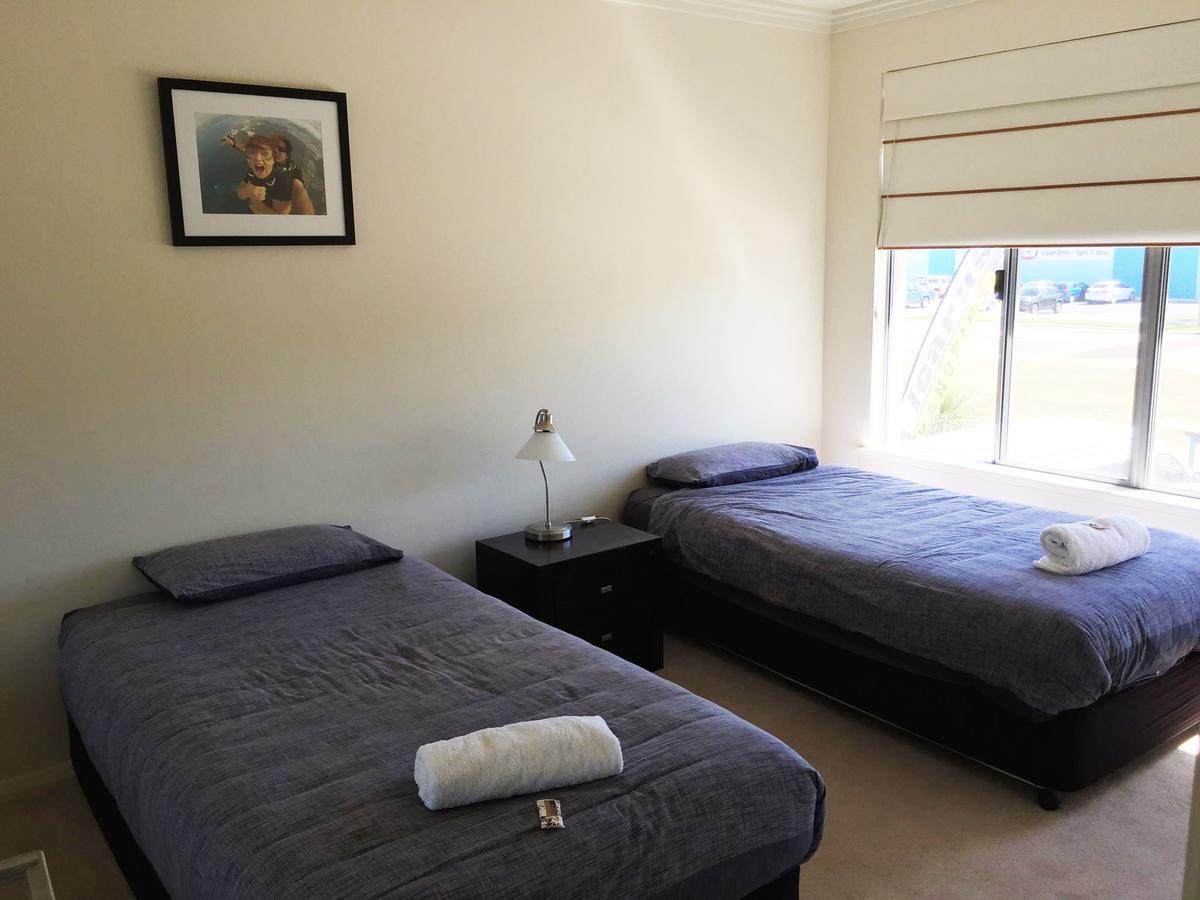 Blue Sky Apartment Jurien Bay Exterior photo
